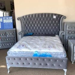 King Grey- Black Bedroom Set, bed frame , ns, dresser w/mirror 