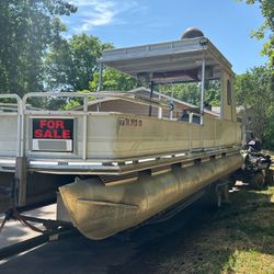 Pontoon 30 Foot With Trailer