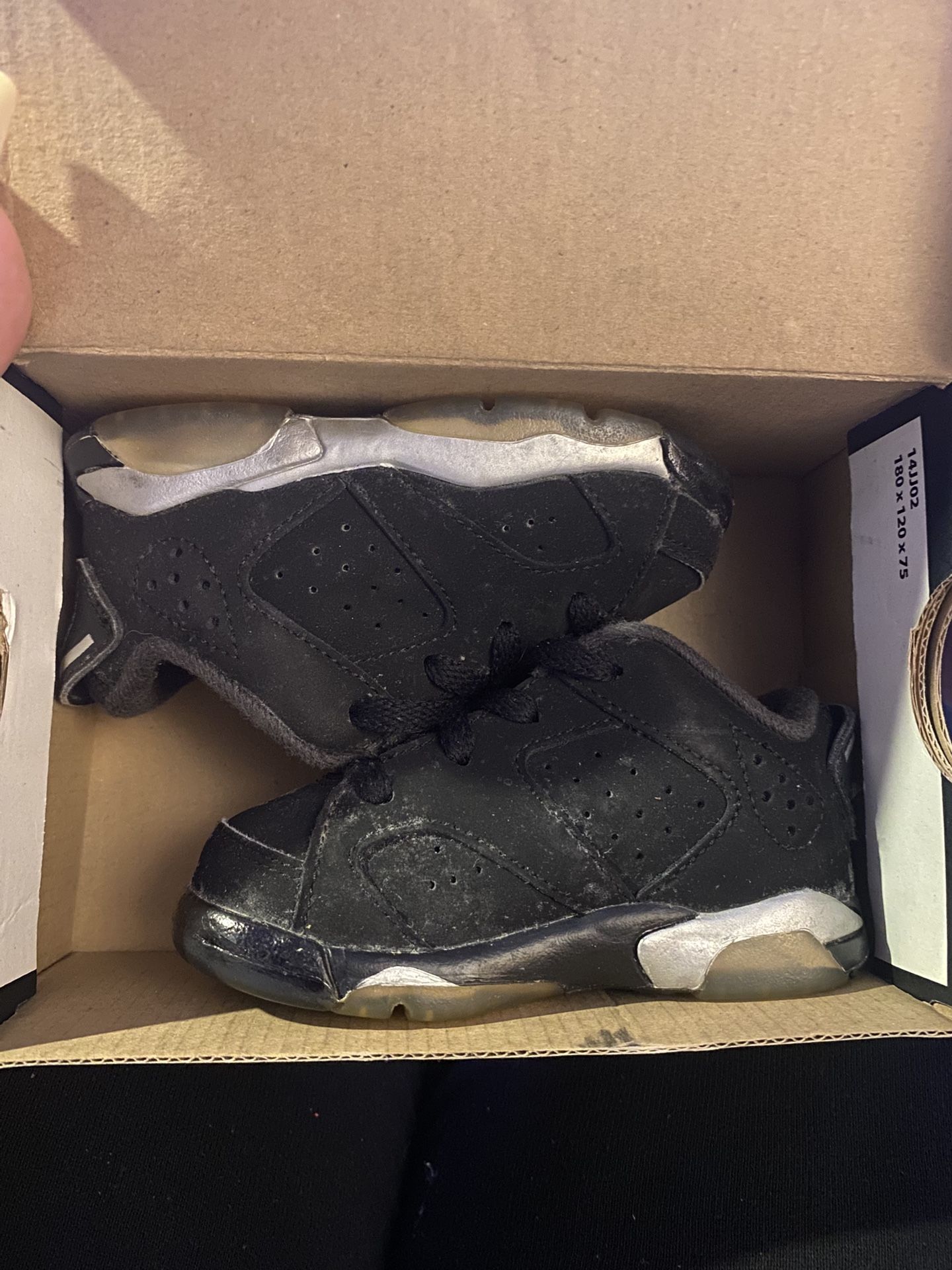 Jordan Retro 6 Sz 5c