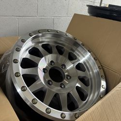 Method 304 17” 6 Lug In Stock