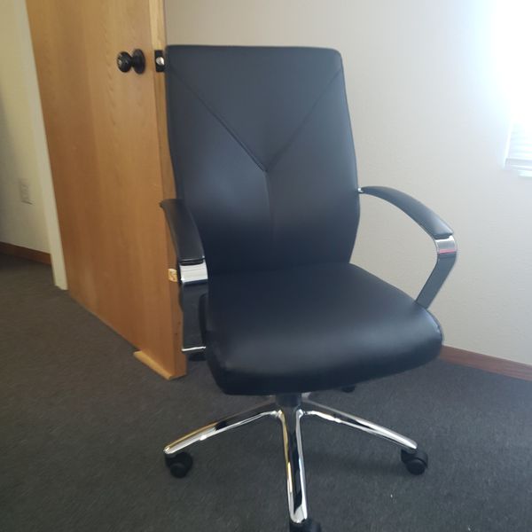 New And Used Office Chairs For In Oakland Ca Offerup