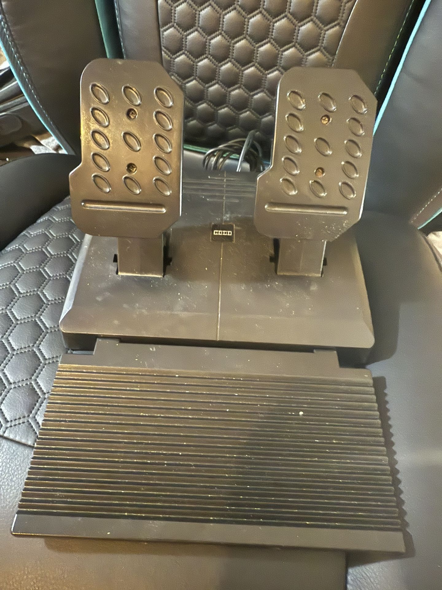 FREE Racing Pedals – Unknown Condition