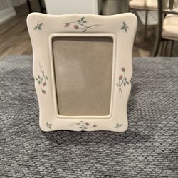 Vintage Lenox Rose Manor Ivory Ceramic Picture Frame 4.75" x 3.25"