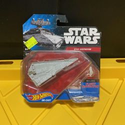 NEW 2015 Mattel Hot Wheels Star Wars First Order Star Destroyer Starship DIECAST