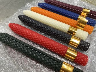 90% Beeswax Taper Candles Hand-Rolled Beehive Pattern 7 Colors