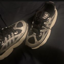 Adidas Size 7 