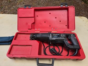 Craftsman Sawsall with Case
