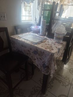 Kitchen table