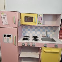 Kidcraft Play Kitchen
