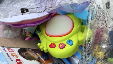 Baby toys