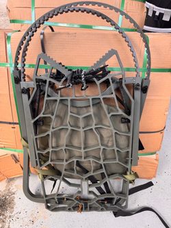 Tree stand for hunting