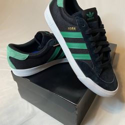 Adidas Sneakers Brand New Size 10