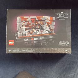 LEGO Star Wars: Death Star Trash Compactor Diorama (75339) New,Sealed