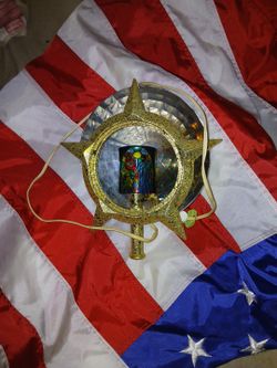 Bradford Tree      SOLD      Topper Moving Nativity Set