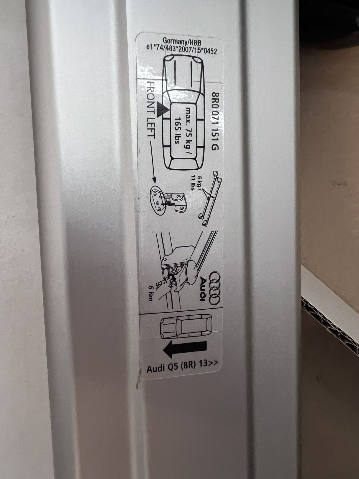 Brand new, in box Base Carrier bars for Audi Q5