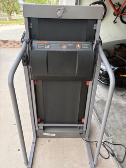 Weslo Cadence DX12 Treadmill