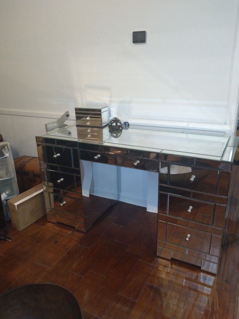 Bungalow 5 Mirror Desk