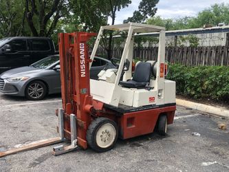 1995 Nissan 50 forklift for sale