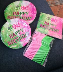96Pcs Pink and Green Birthday Party Decorations for Halloween