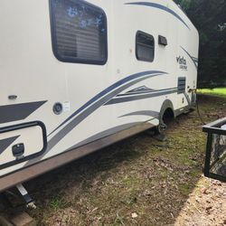 2016 Gulfstream Camper