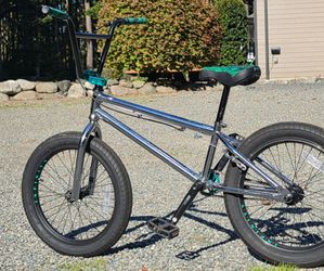 BMX Mongoose 2024