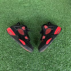 Air Jordan 4 Retro Red Thunder | Size 10.5