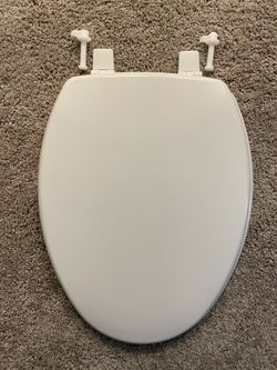 2 New Wooden Toilet Bowl Seats