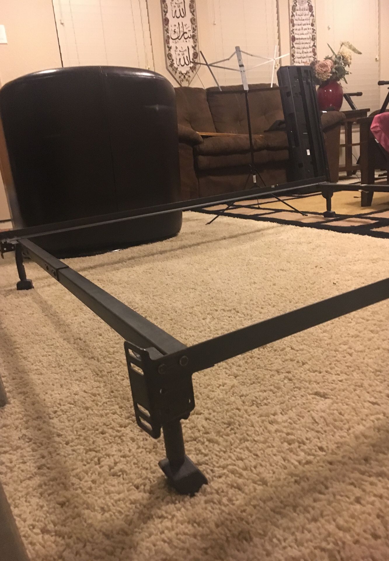 Frame for full bed