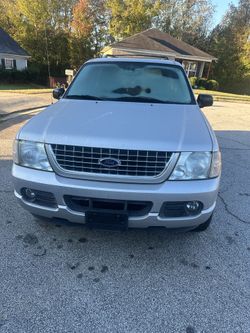 2004 Ford Explorer