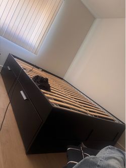 Queen IKEA mandal
