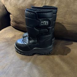 Toddler Snow Boots Size 11
