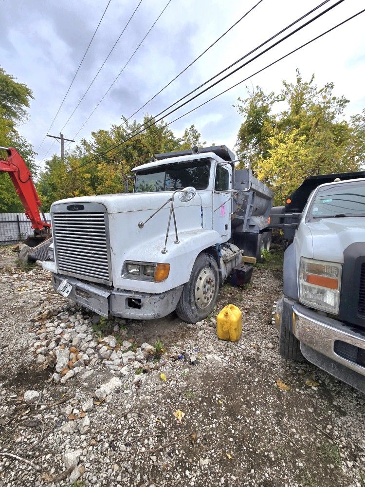 90 Freightliner Conventional Fld