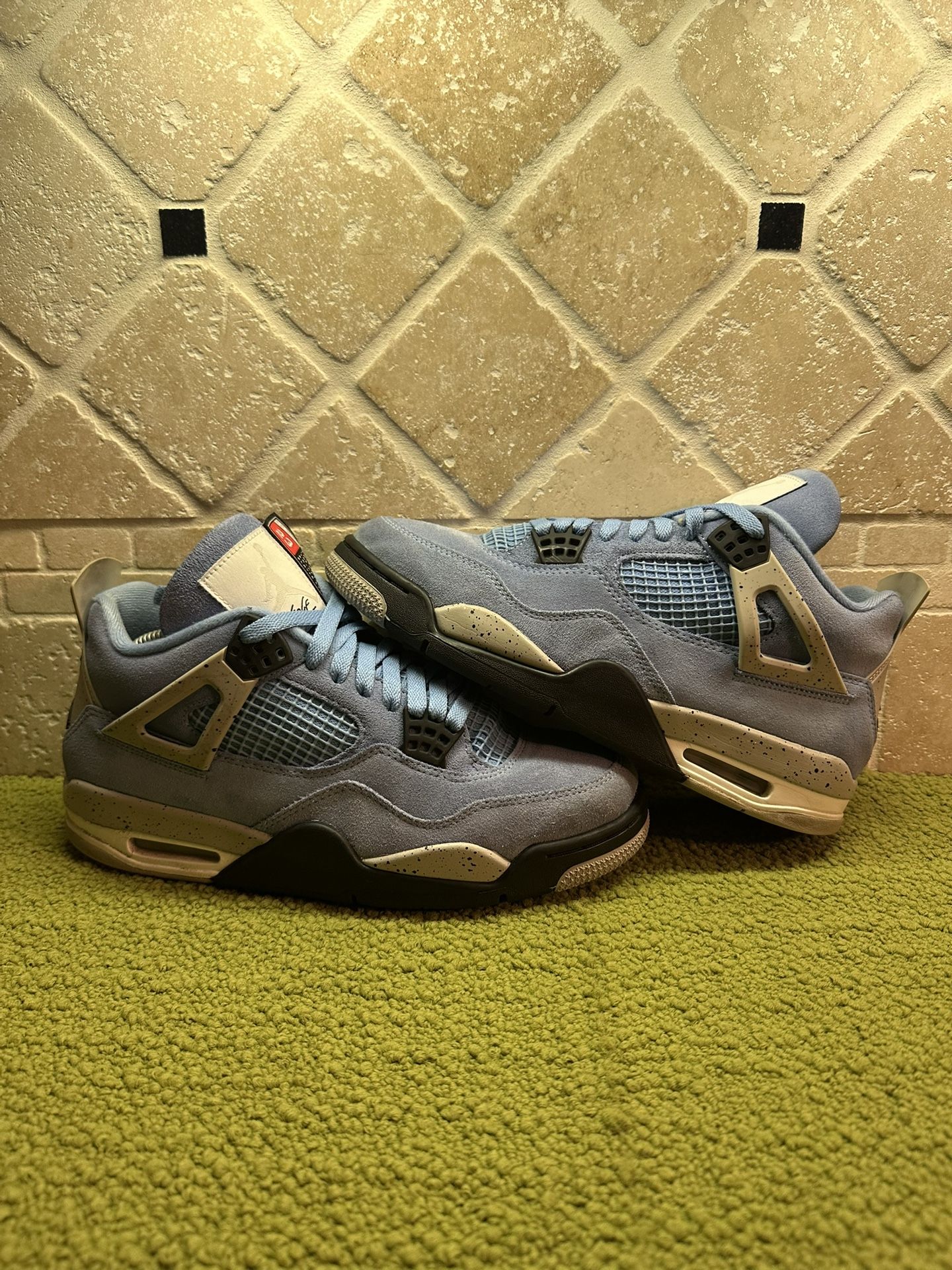 Jordan 4s “UNC” -Size 9M -Used -suede buttery 🧼 -Og all