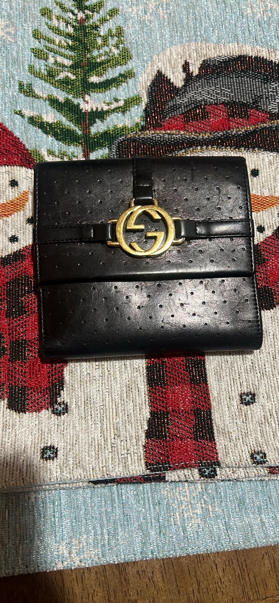 Used authentic  Vintage  Gucci wallet