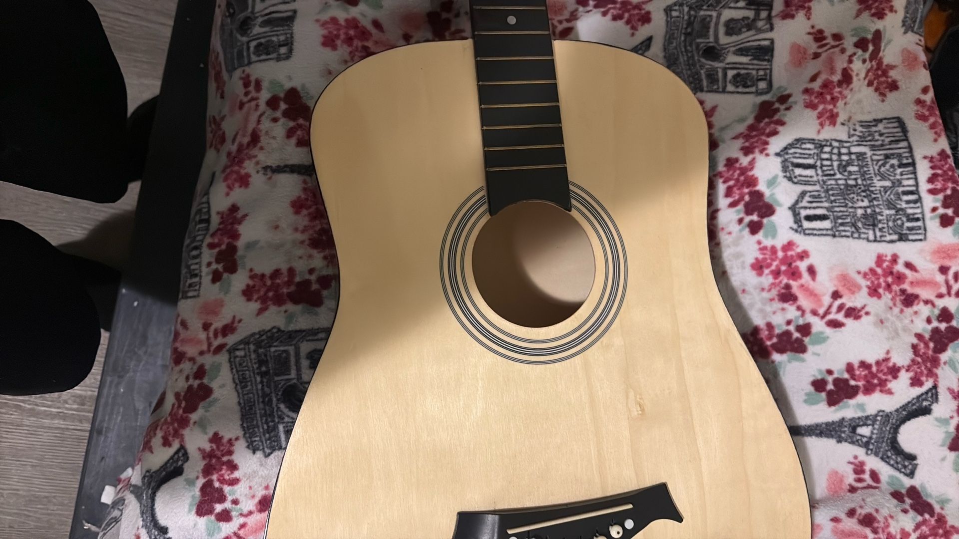 Guitar Good Condition