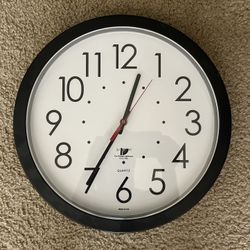 Large 14.5 Inch Wall Clock