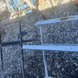 2 Patas Para Máquina De Cortar  Tile Una Es Para Dewalt Y Otra Para MK