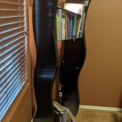 Book Shelf - Missing 2 Glass Shelves