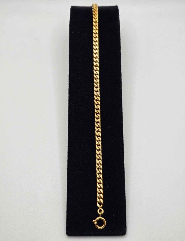 18kt Yellow Gold Cuban Link Bracelet