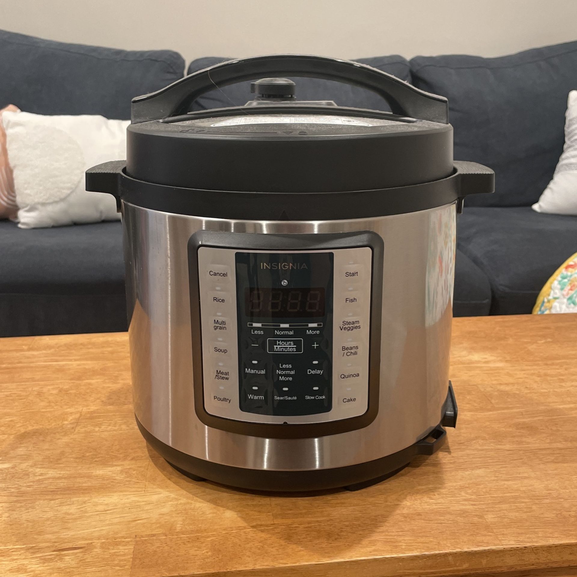 Insignia Pressure Cooker (ie an instant pot!) 