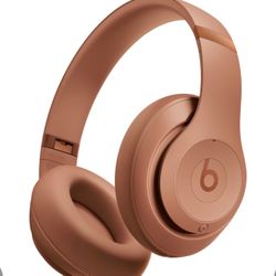 Almost New Beats Studio By Kim k 