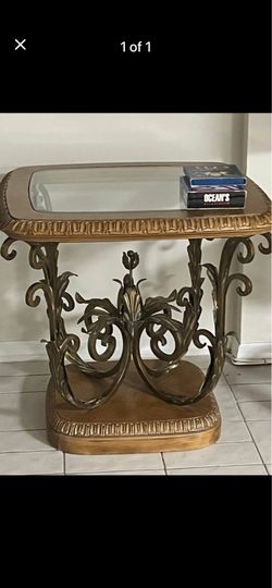 Bernhardt Glass top side table