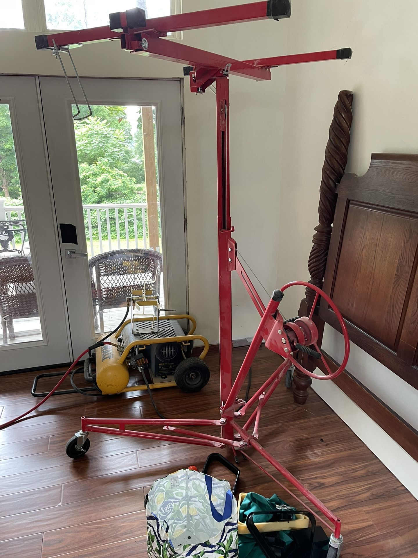 New 19 Foot Professional Drywall Lift