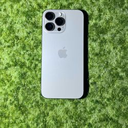 iPhone 16 Pro Max | 256GB | Natural Titanium | Factory Unlocked