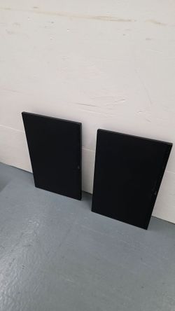 2 LG Monitors