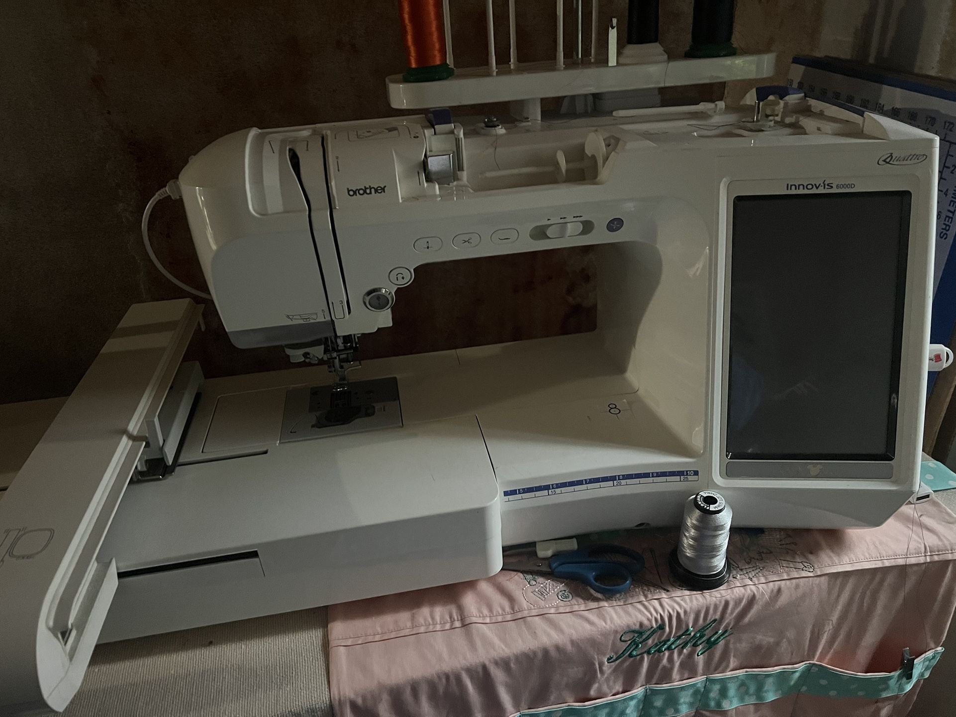 Brother Disney Quattro Embroidery/sewing Machine