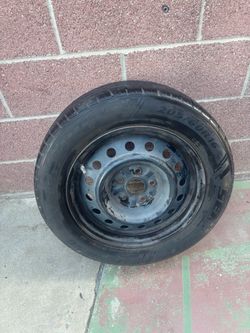 1 (ONE) TIRE 205/60/R16 FOR 2007-2011 TOYOTA CAMRY LE.