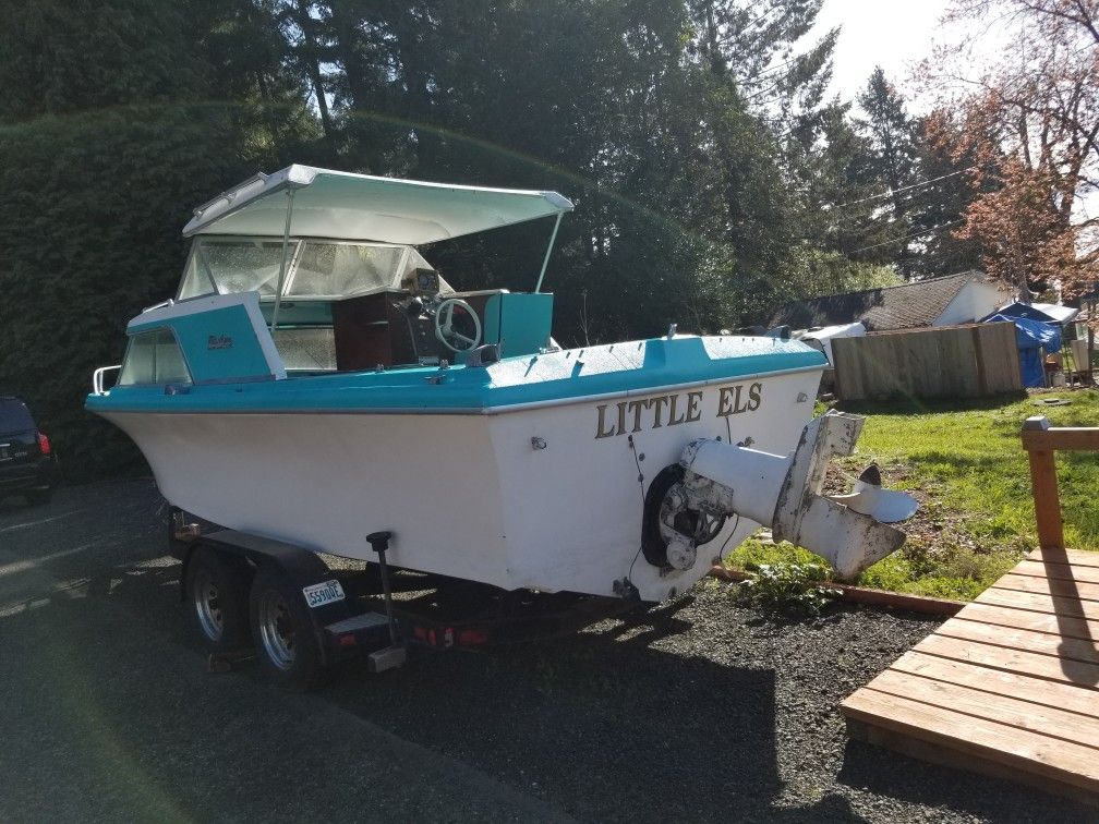 1968 Fiberform. Free boat!! Not running