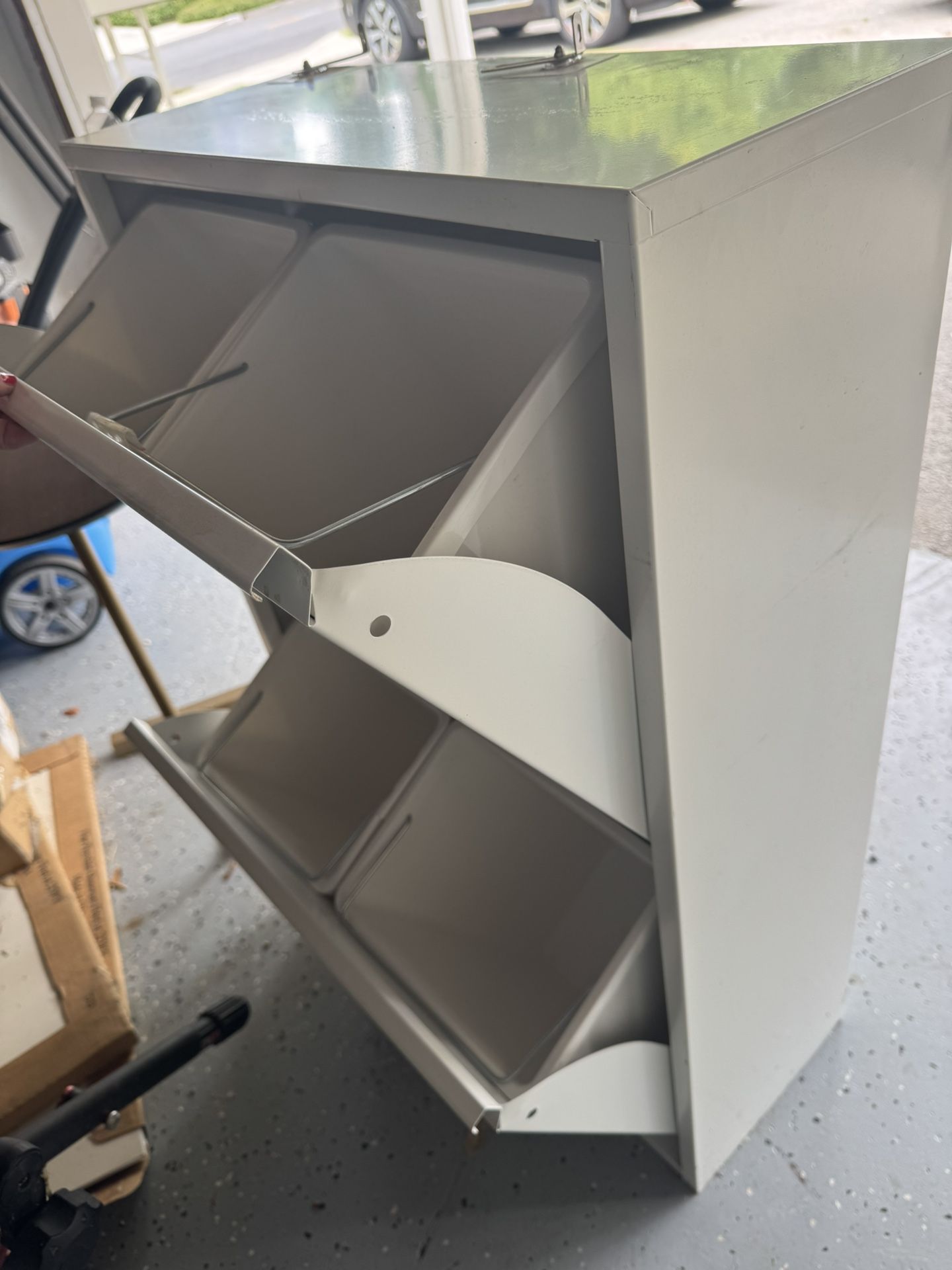 Garbage Bin / Storage Organizer (Indoor Or Outdoor) Home & Garden