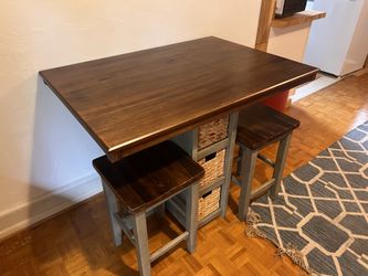 Ashley Lettner 5 piece counter height dining set